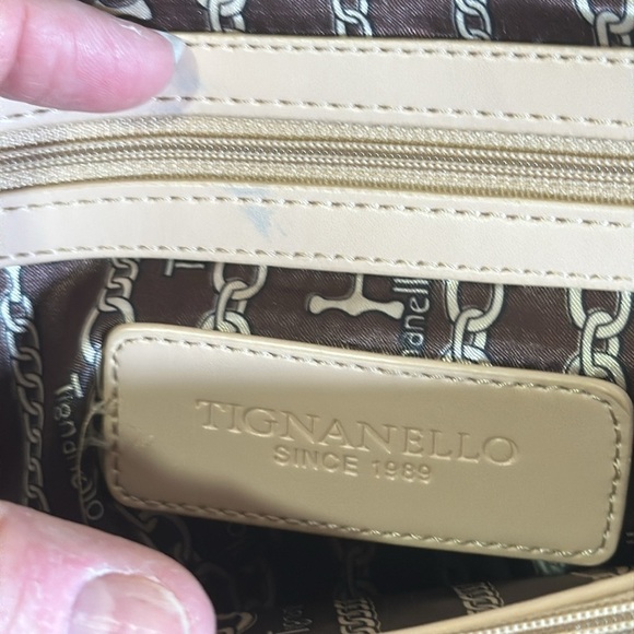 Tignanello black and cream top handled purse - Picture 5 of 9